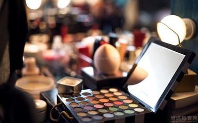 南昌妆典化妆学校 专业化妆教育的卓越选择